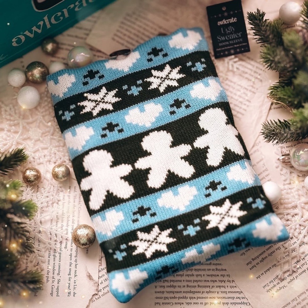 Owlcrate Ugly Sweater Book Sleeve In Adorable Winter Theme Print New With Tag